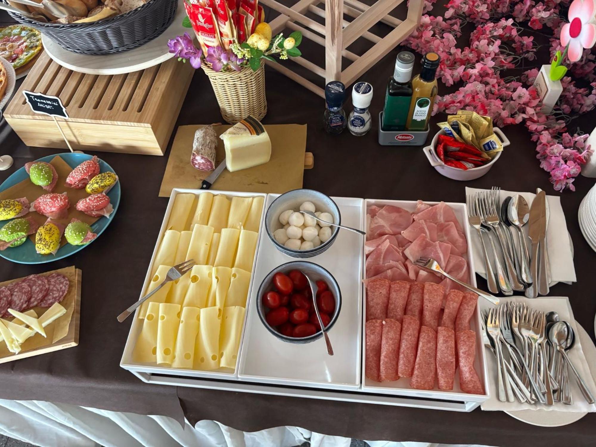 Hotel Garisenda B&B - In Centro A Riccione - ภายนอก รูปภาพ