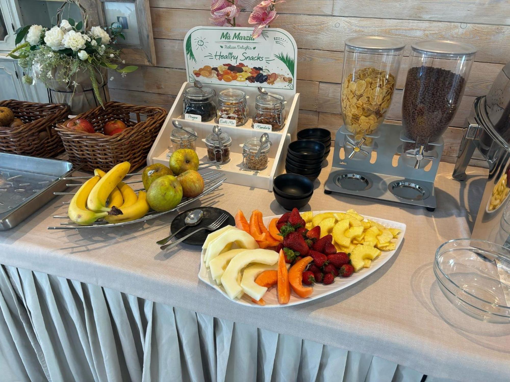 Hotel Garisenda B&B - In Centro A Riccione - ภายนอก รูปภาพ