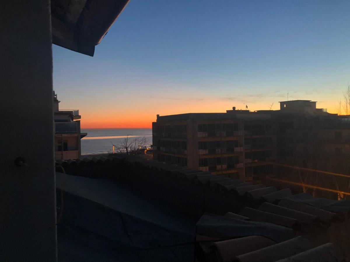 Hotel Garisenda B&B - In Centro A Riccione - ภายนอก รูปภาพ
